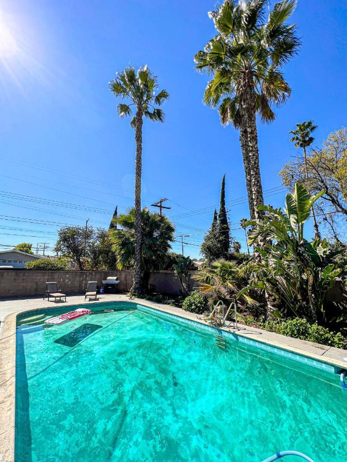 Villa Luxurious 4Br House With Swimming Pool -Fb Los Ángeles Exterior foto